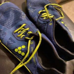 SOLD Men’s Vivo Barefoot running shoe fair